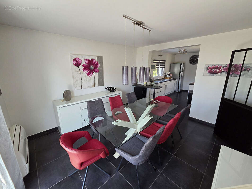 Maison à RUFFEY-LES-ECHIREY