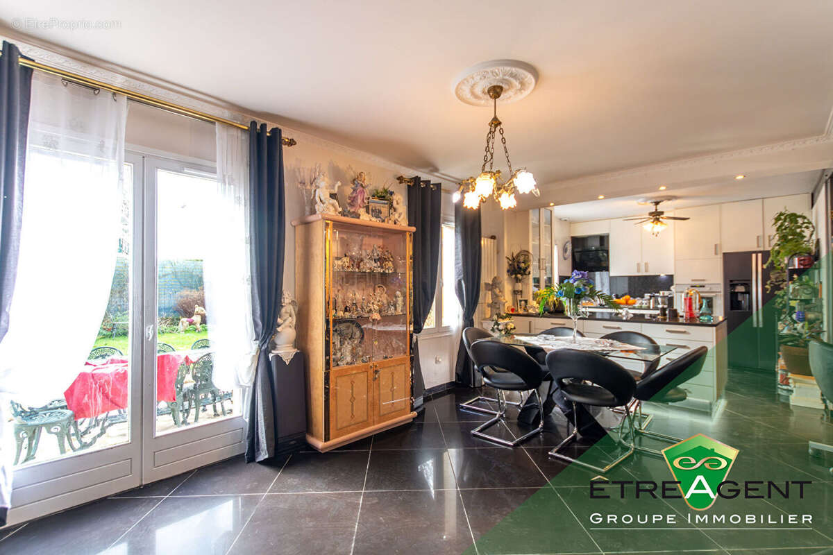 Maison à JOUY-LE-MOUTIER