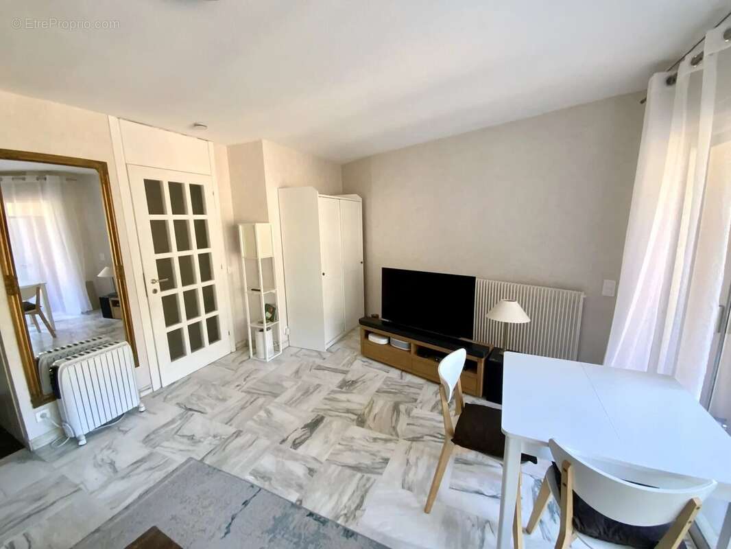 Appartement à MENTON