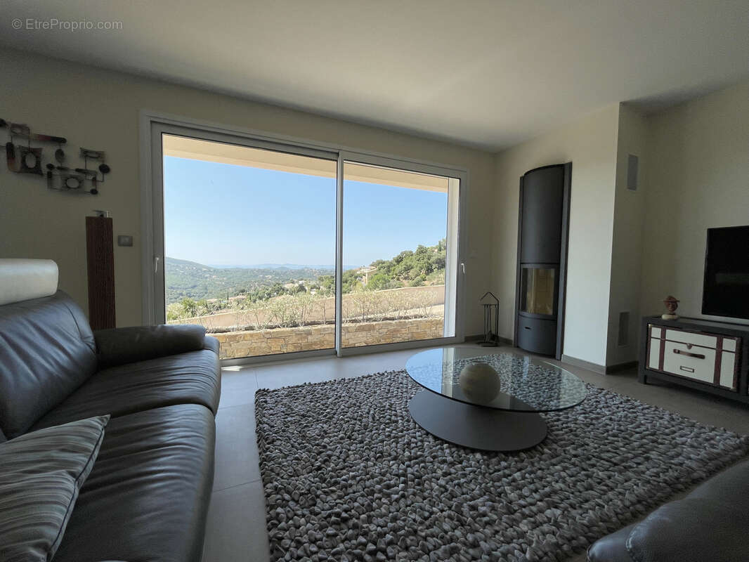 Maison à LA LONDE-LES-MAURES