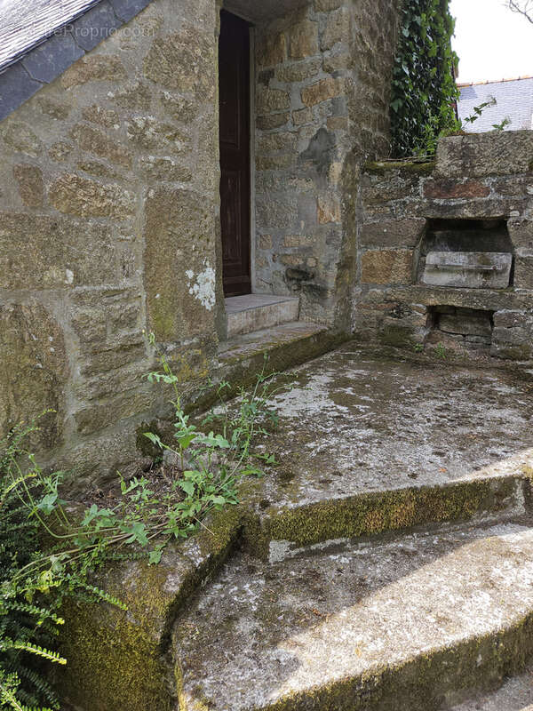 Maison à SEGLIEN