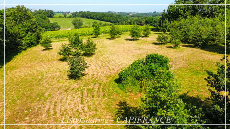 Maison à COURRENSAN