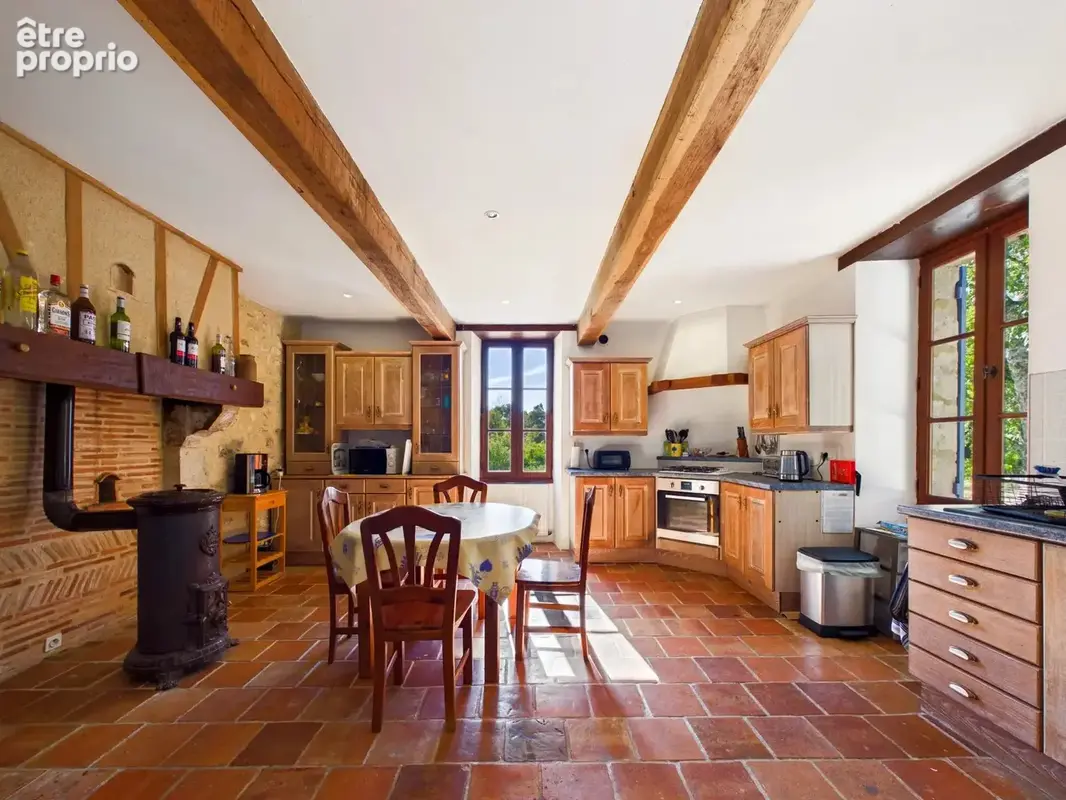 Maison de Maître avec piscine et vue panoramique sur la campagne - photo 5
