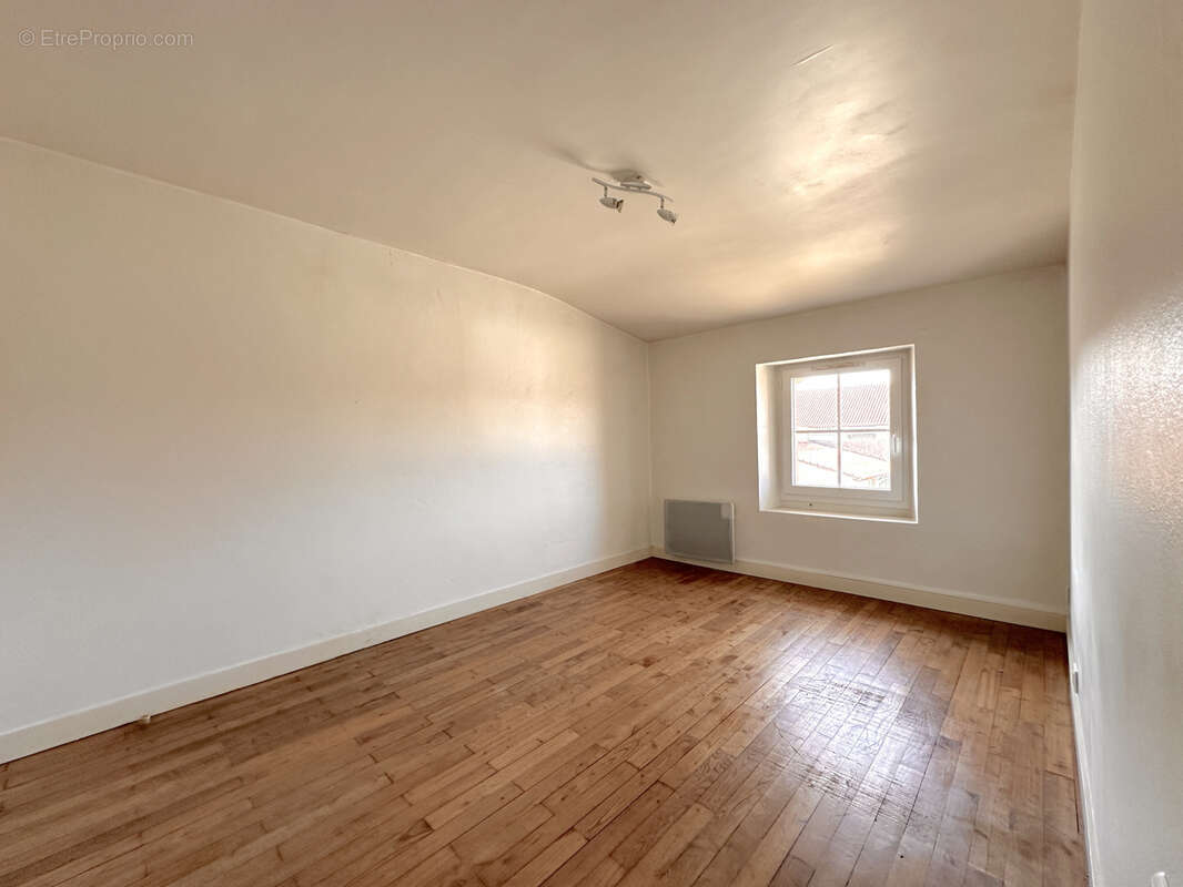 Maison à LA CHAPELLE-HEULIN