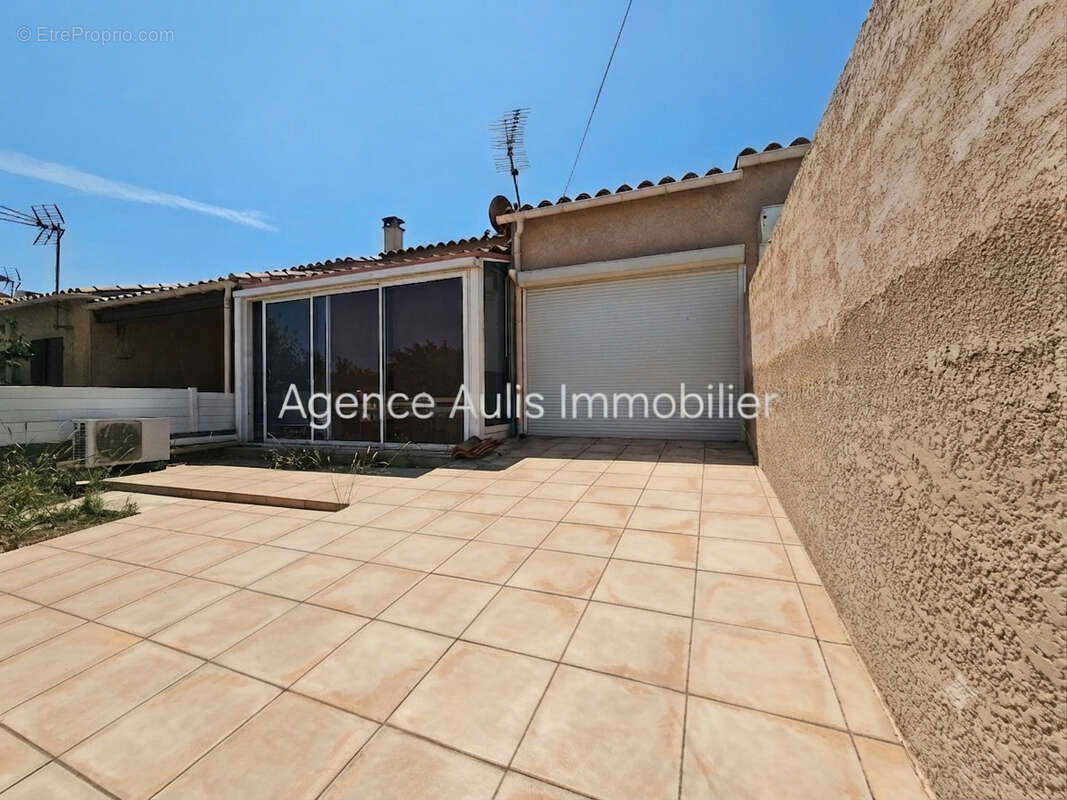 Grande Maison Familiale 4 chambres sur les Hauts de Saint Pierre La Mer - photo 4