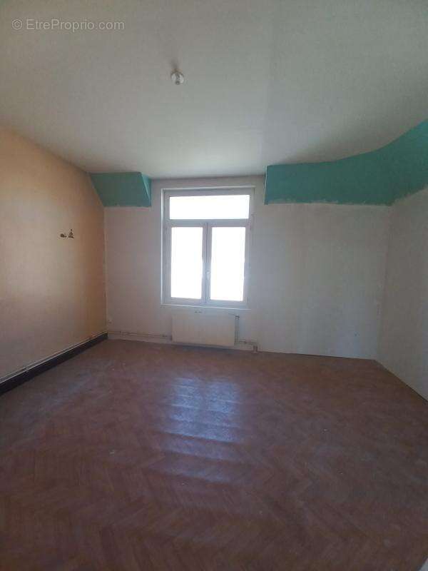 Maison à EVIN-MALMAISON