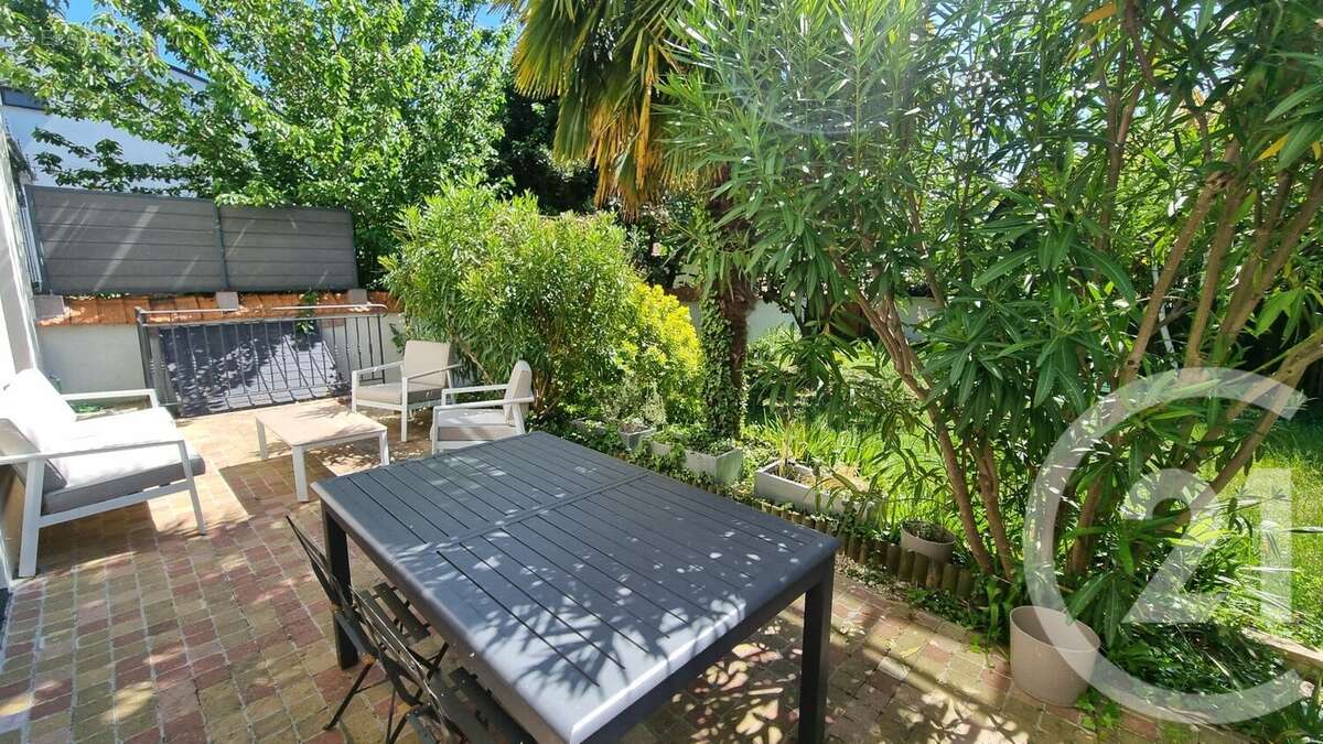 Maison à SAINT-MAUR-DES-FOSSES