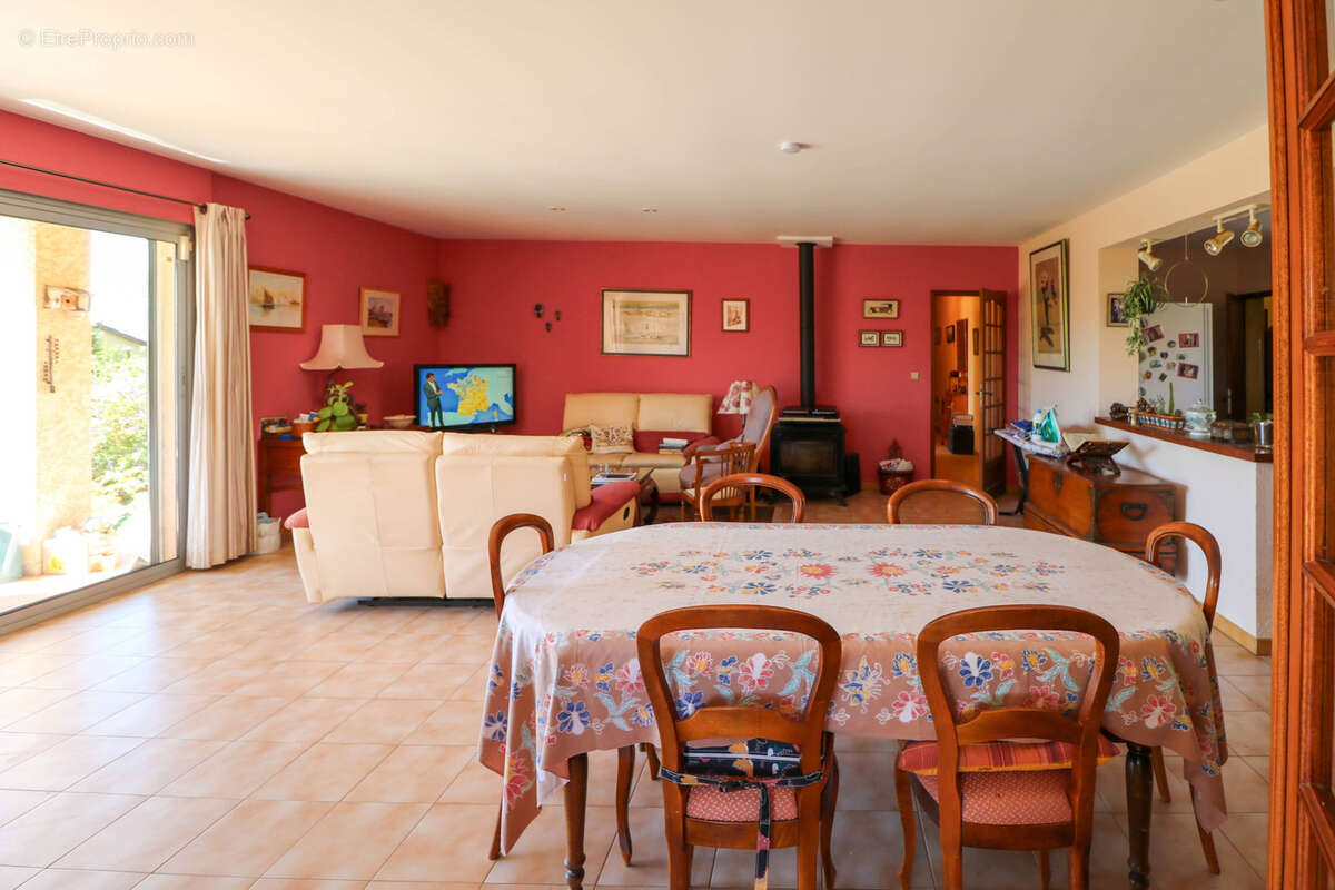 Maison à UZES