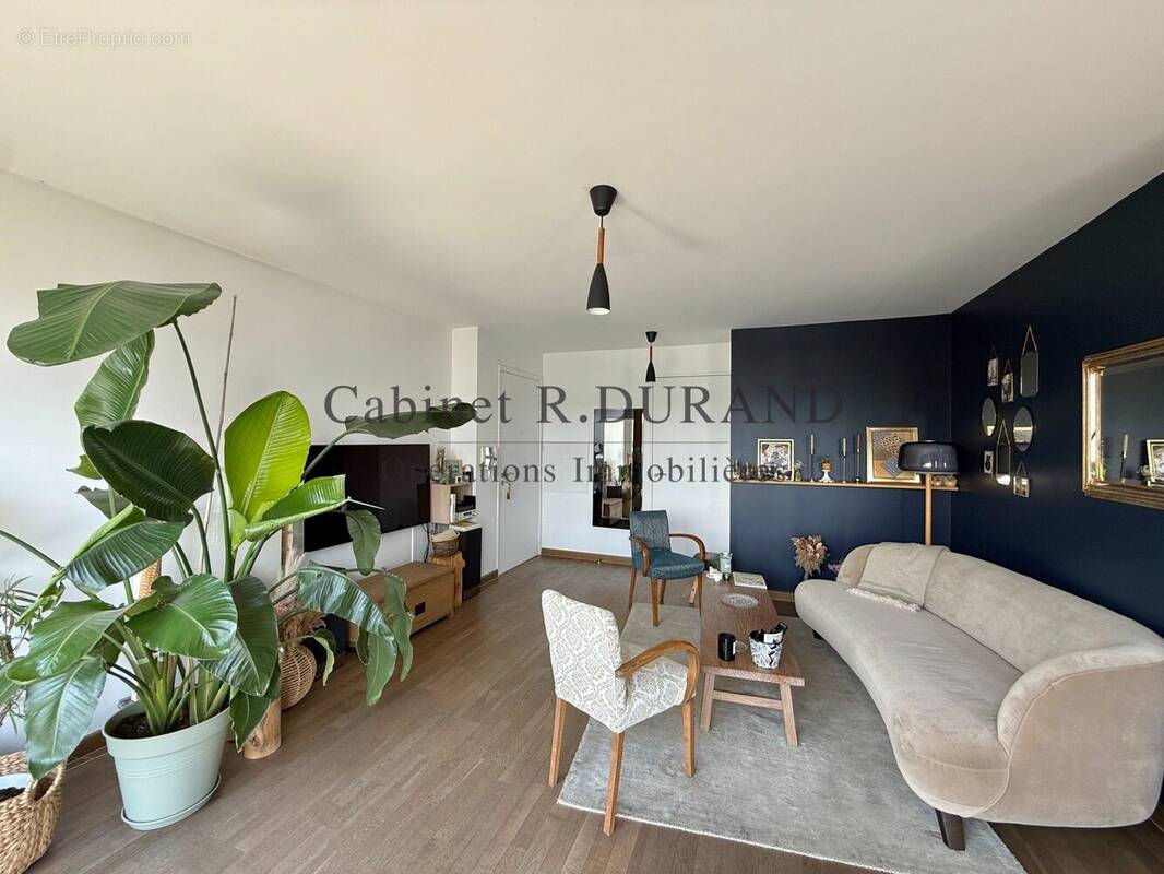 Appartement à COLOMBES