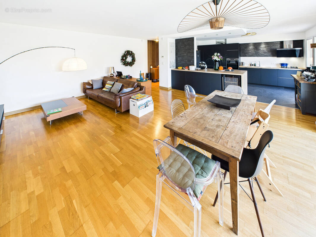 Appartement à MESSERY