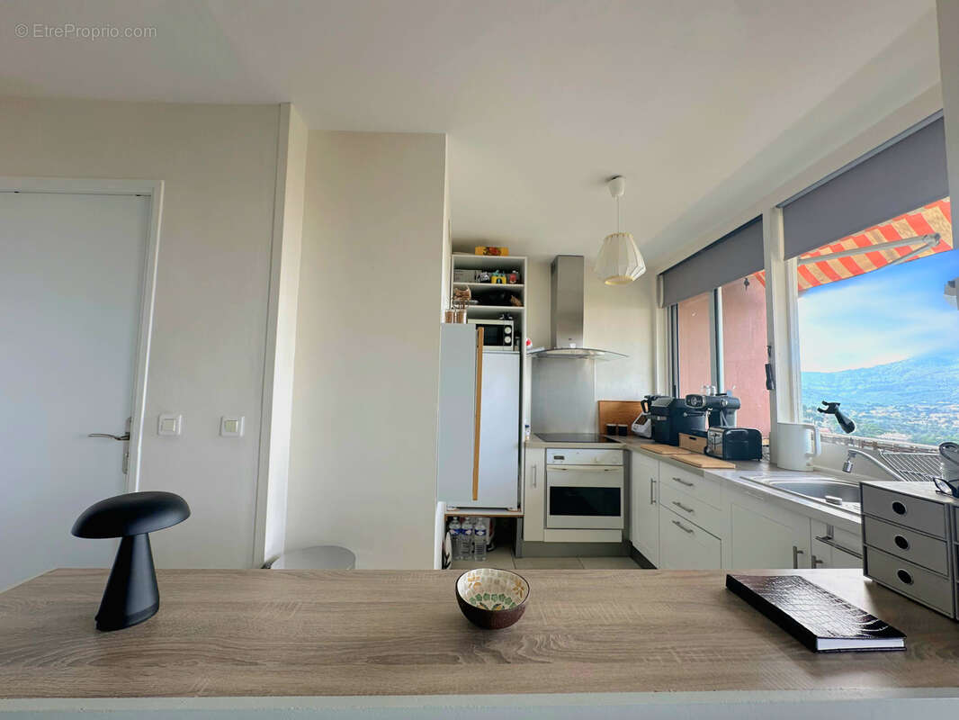 Appartement à MARSEILLE-9E