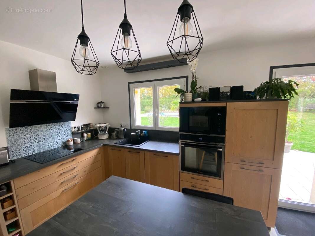 Maison à SAINT-BERTHEVIN