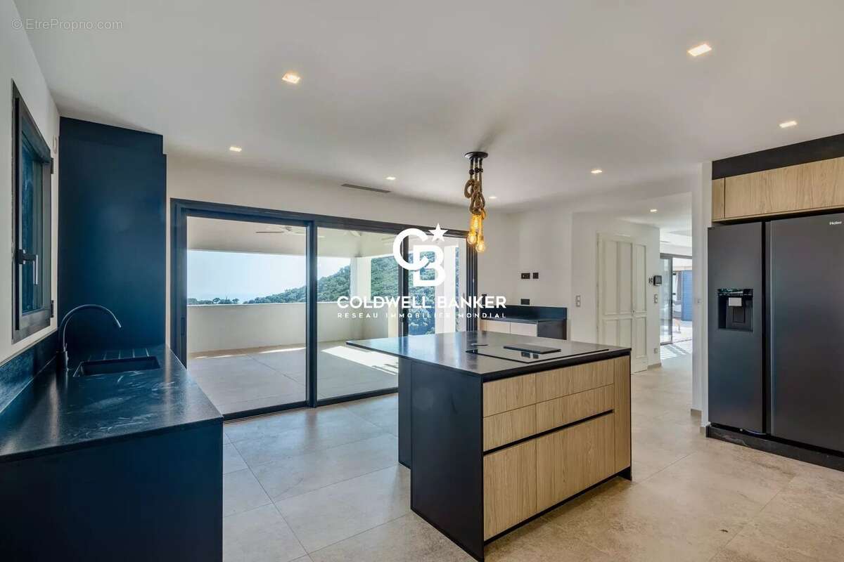 Maison à CAVALAIRE-SUR-MER