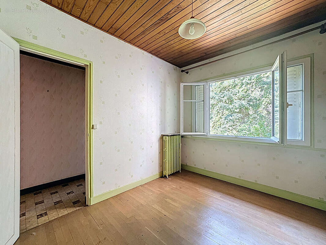 Maison à BONNEUIL-SUR-MARNE