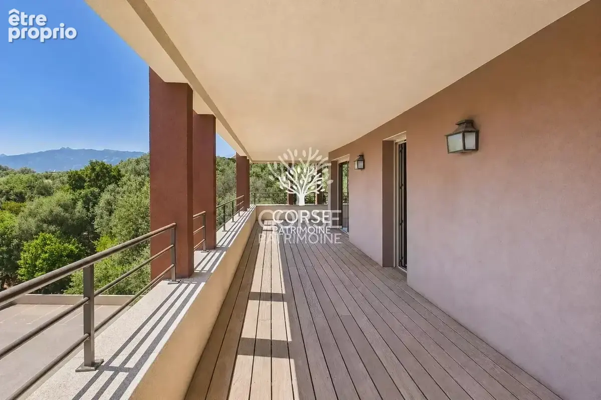 Splendide T3 dernier étage avec terrasse de 60 m² – Environnement recherché - photo 3