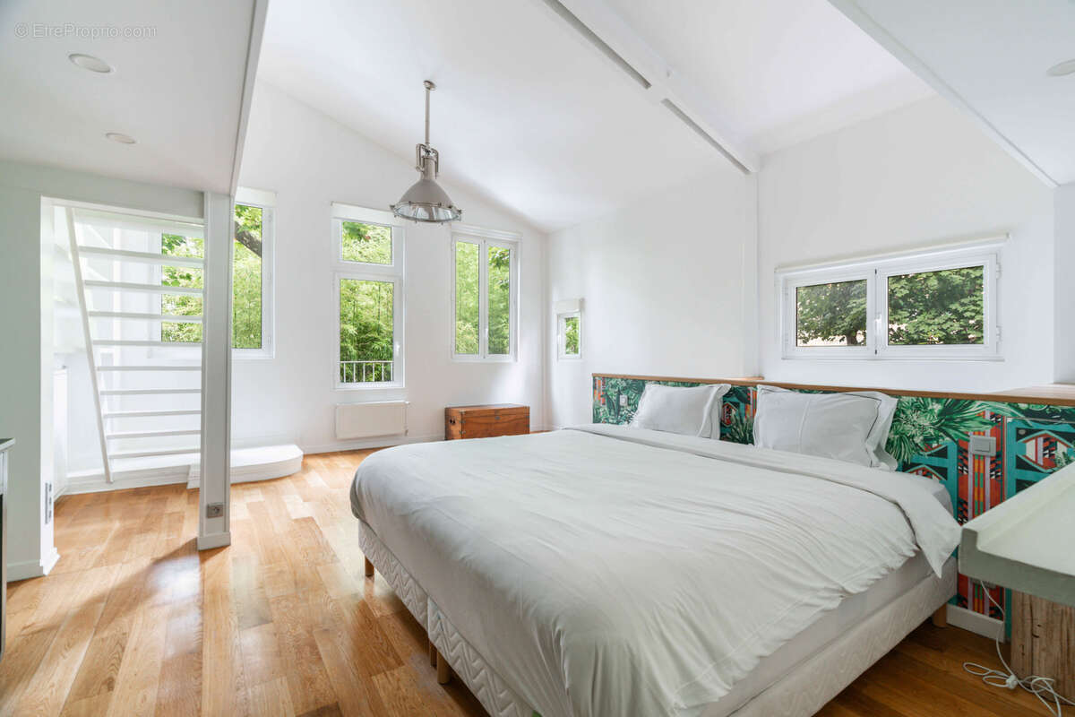 Maison à PARIS-17E