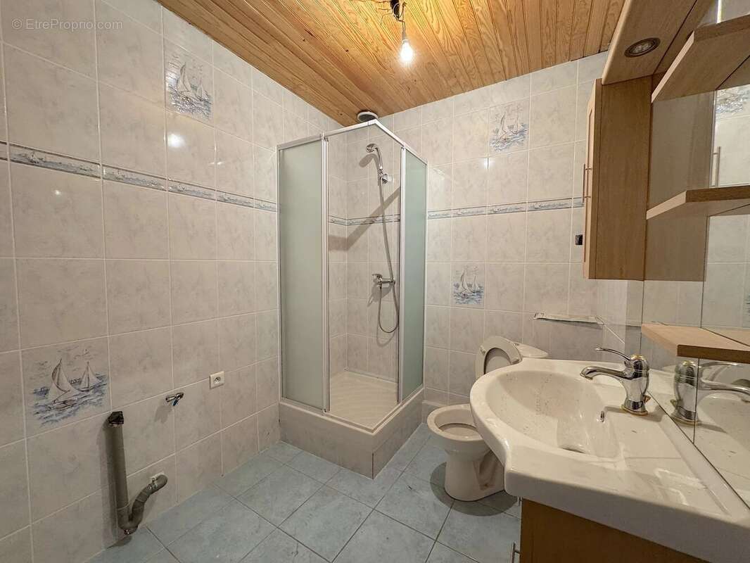 Appartement à SAINT-MICHEL-DE-MAURIENNE