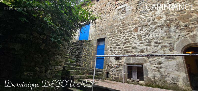 Ardèche, à 5 mn en voiture de St Pierreville au coeur du parc national des Monts d'Ardèche, spacieuse maison de 178m² avec une g - photo 14