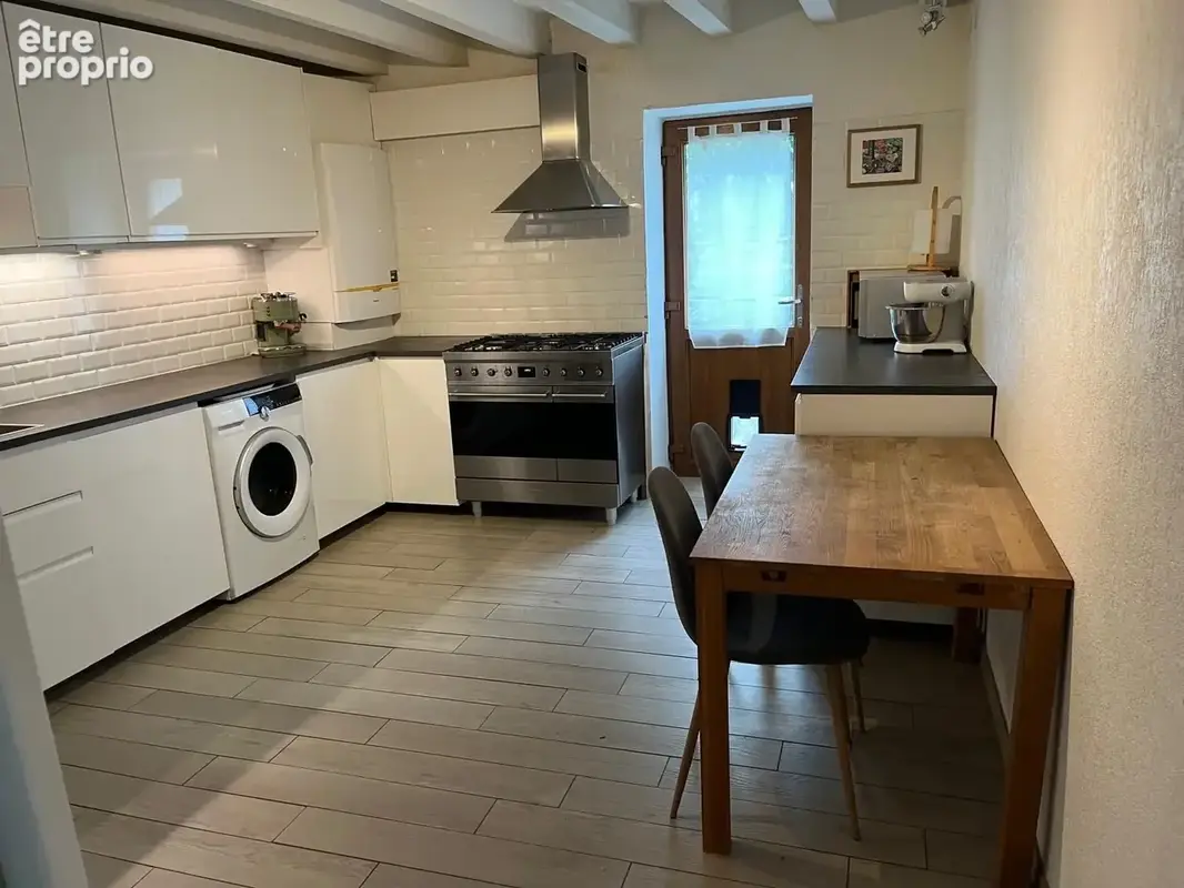 Appartement 5 pièces 139 m² à vendre à Gex (01170) - photo 4