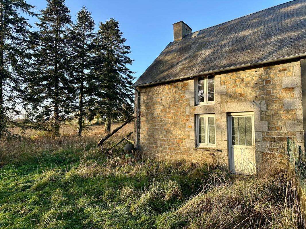 Maison à ISIGNY-LE-BUAT