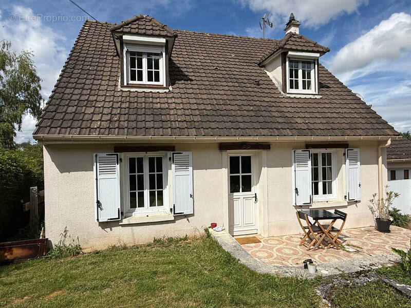 Maison à GRISY-LES-PLATRES