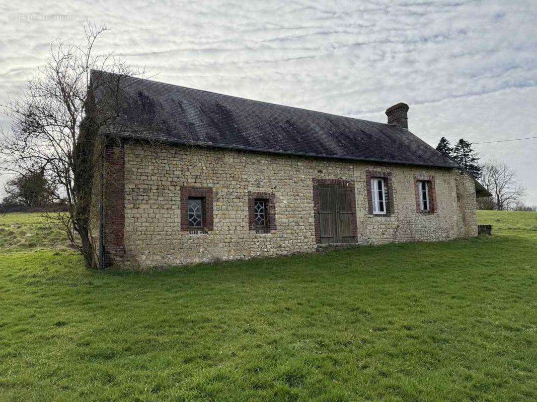 Maison à LE GUE-DE-LA-CHAINE