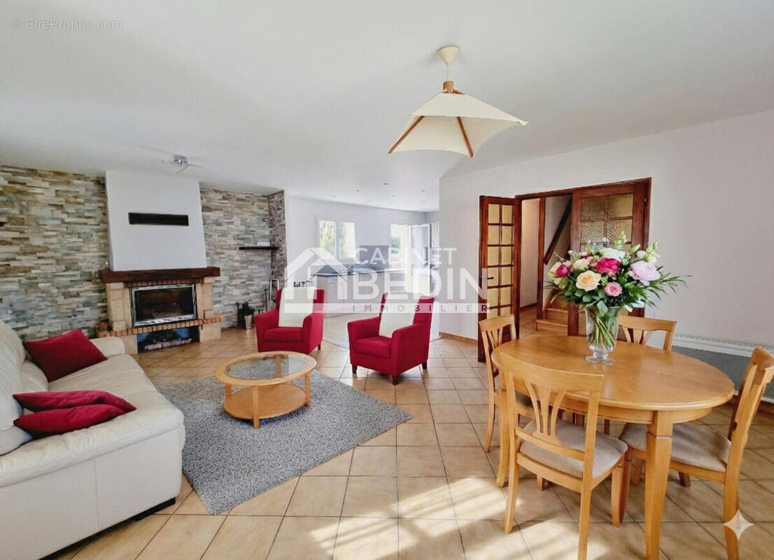 Maison à SAINT-MEDARD-EN-JALLES