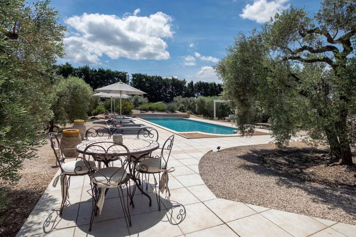 Mas en campagne de Mouriès au calme - photo 7