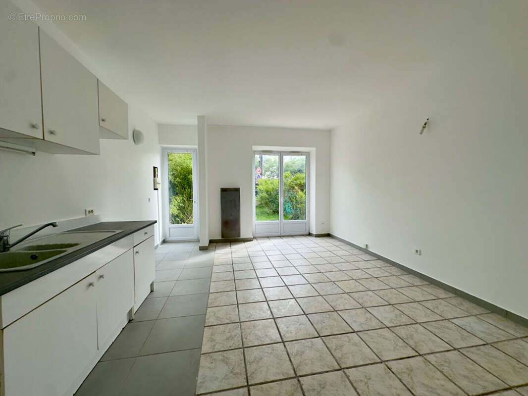 Appartement à LES MUREAUX