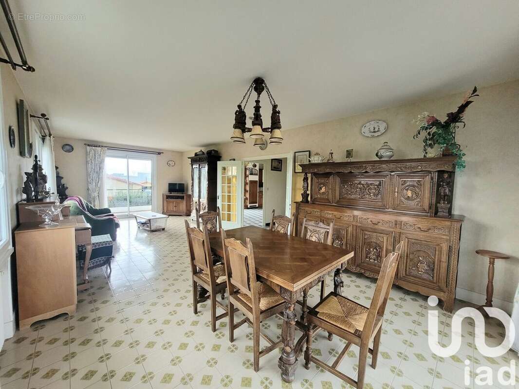 Photo 4 - Maison à MABLY