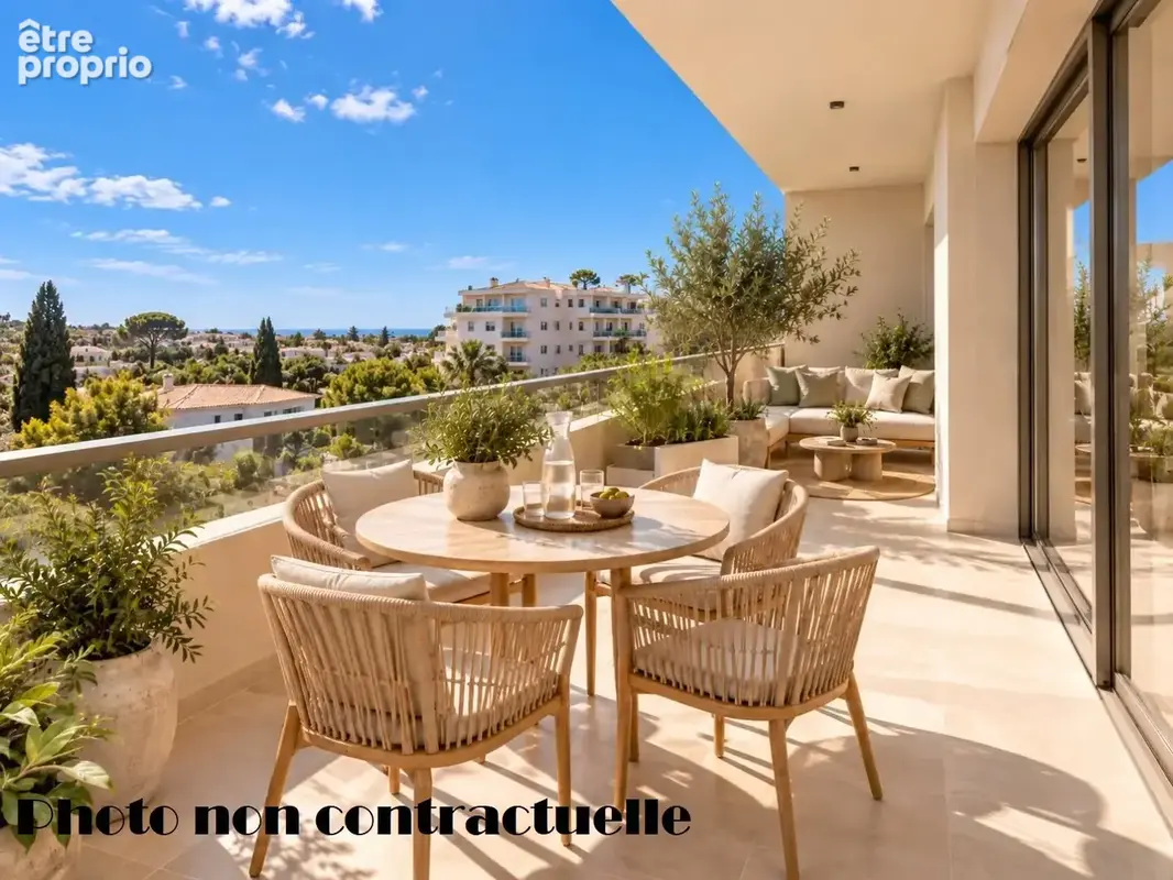 Sète  Zone Est / Côté Sud  T3 au 7ème étage avec terrasse. - photo 2
