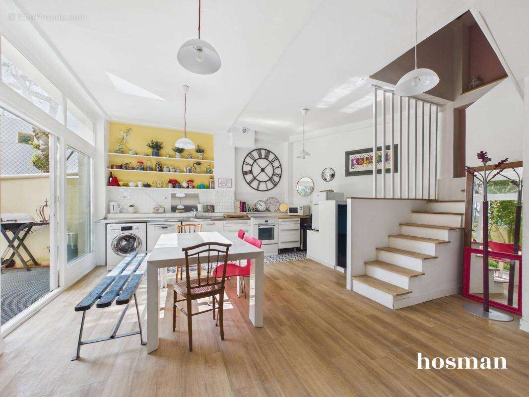 Maison à IVRY-SUR-SEINE