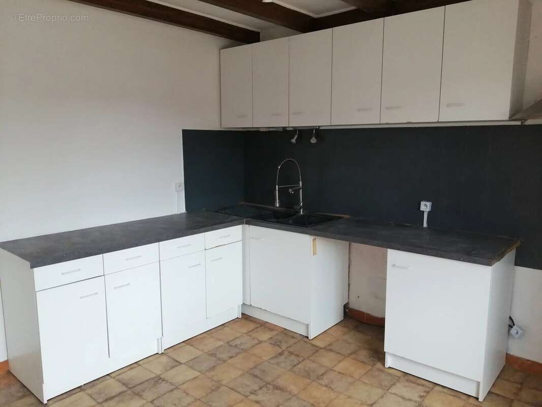 Maison à SAINT-LAURENT-DE-CERIS