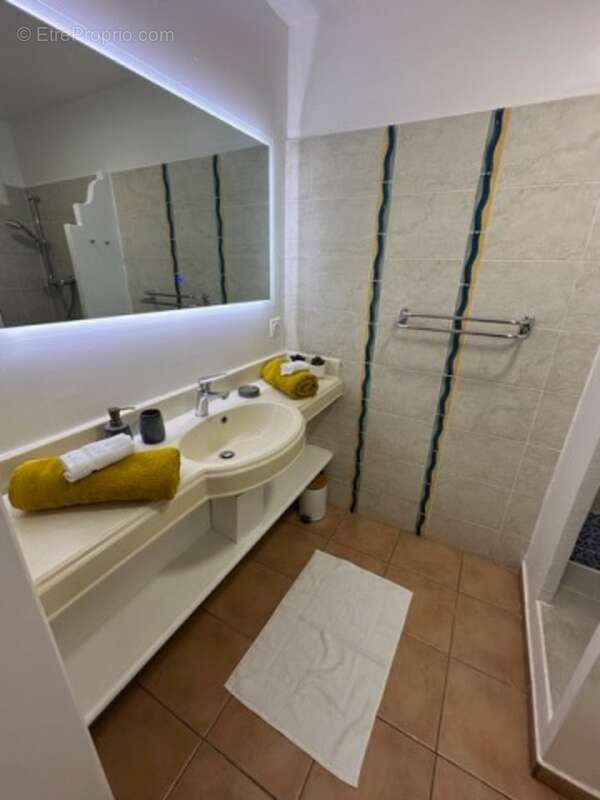 A vendre - studio d'exception en rez de jardin – bord de mer sainte anne - photo 10