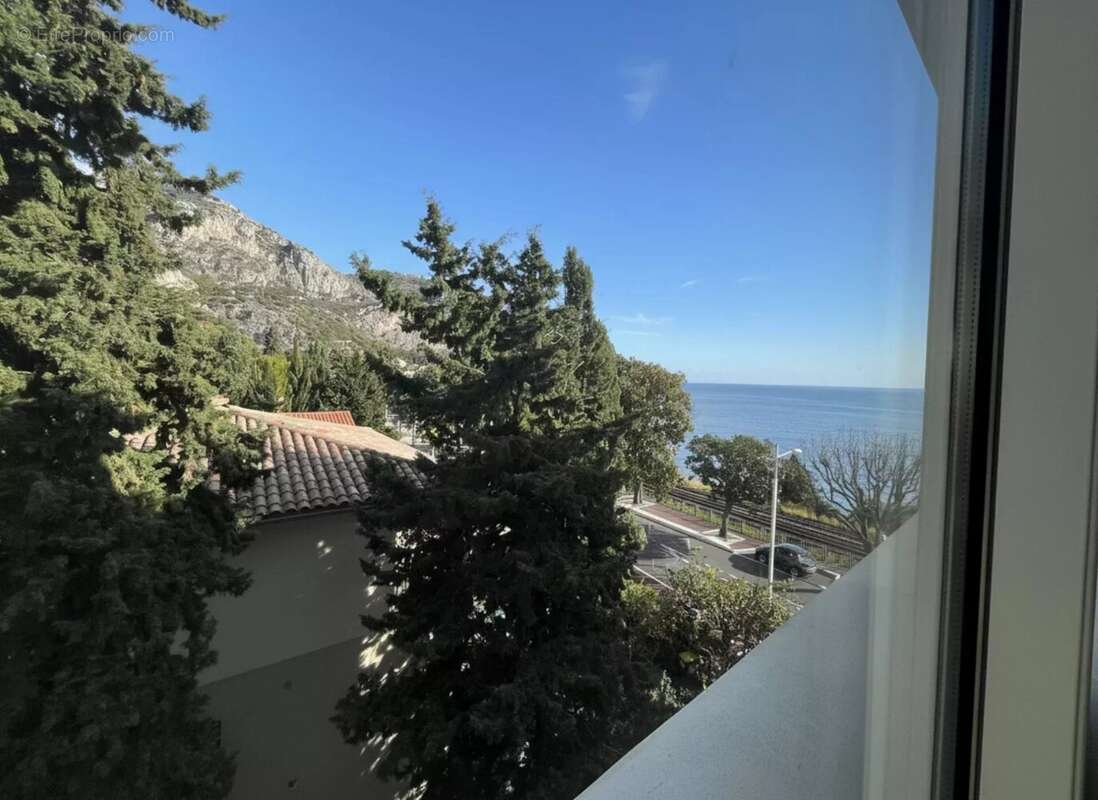 Appartement à EZE