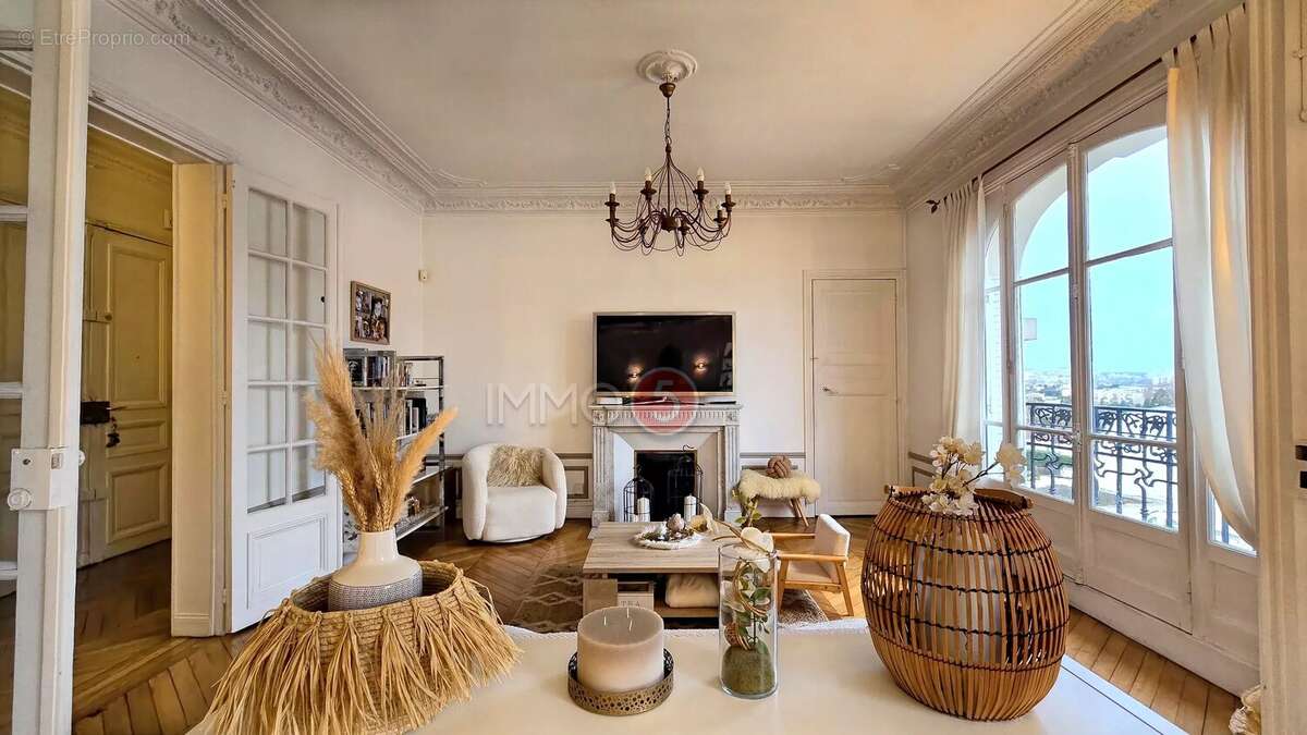 Appartement à LE RAINCY