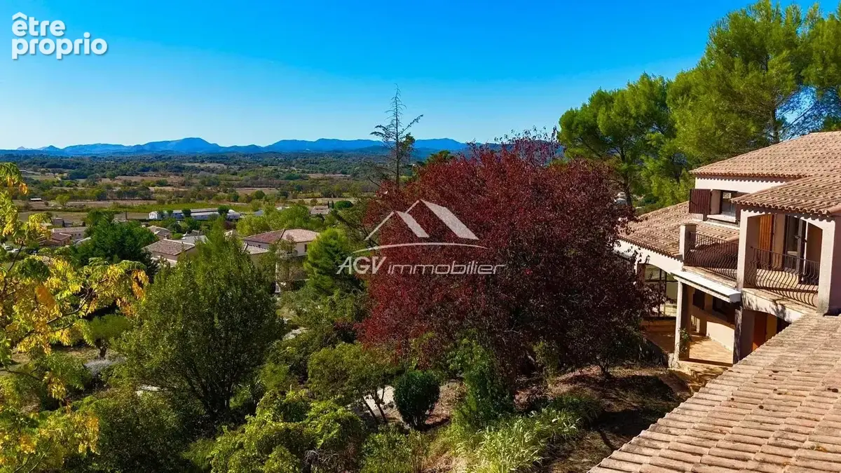 Propriété de 197 m² habitable sur environ 1600 m², vue imprénable - photo 13