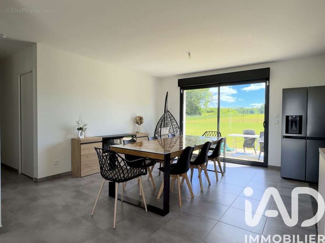 Maison 111 m² à Percey  - photo 3