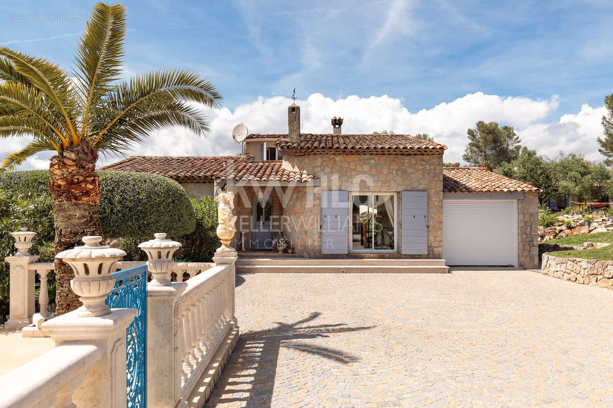 Maison à PEYMEINADE