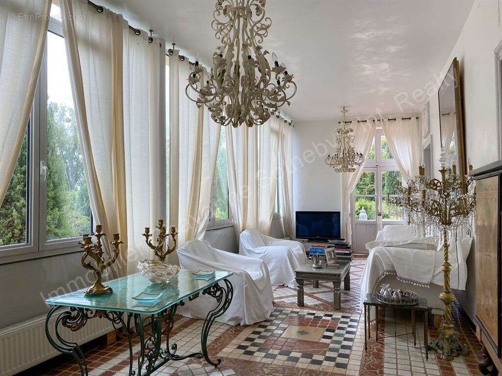 Château du XVIII, toutes commodités à pied - photo 11