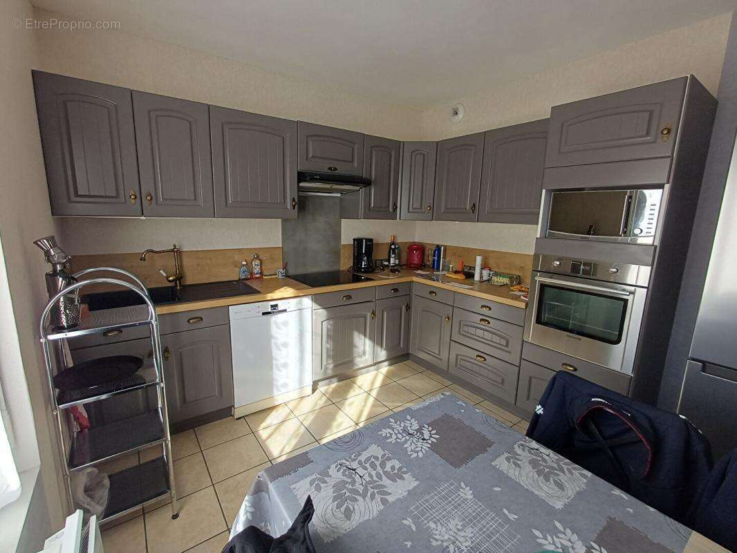 Charmante maison rénovée 3 chambres - 97 m2 - Songy - photo 4