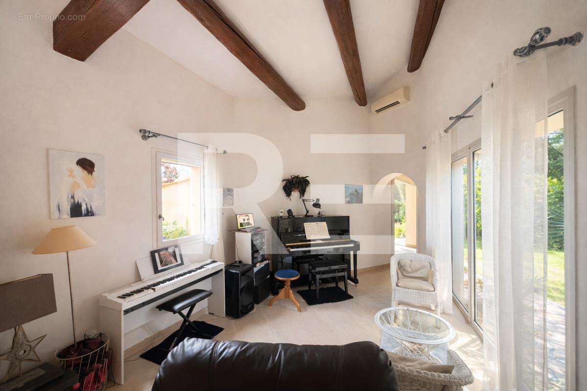 Maison à NIMES