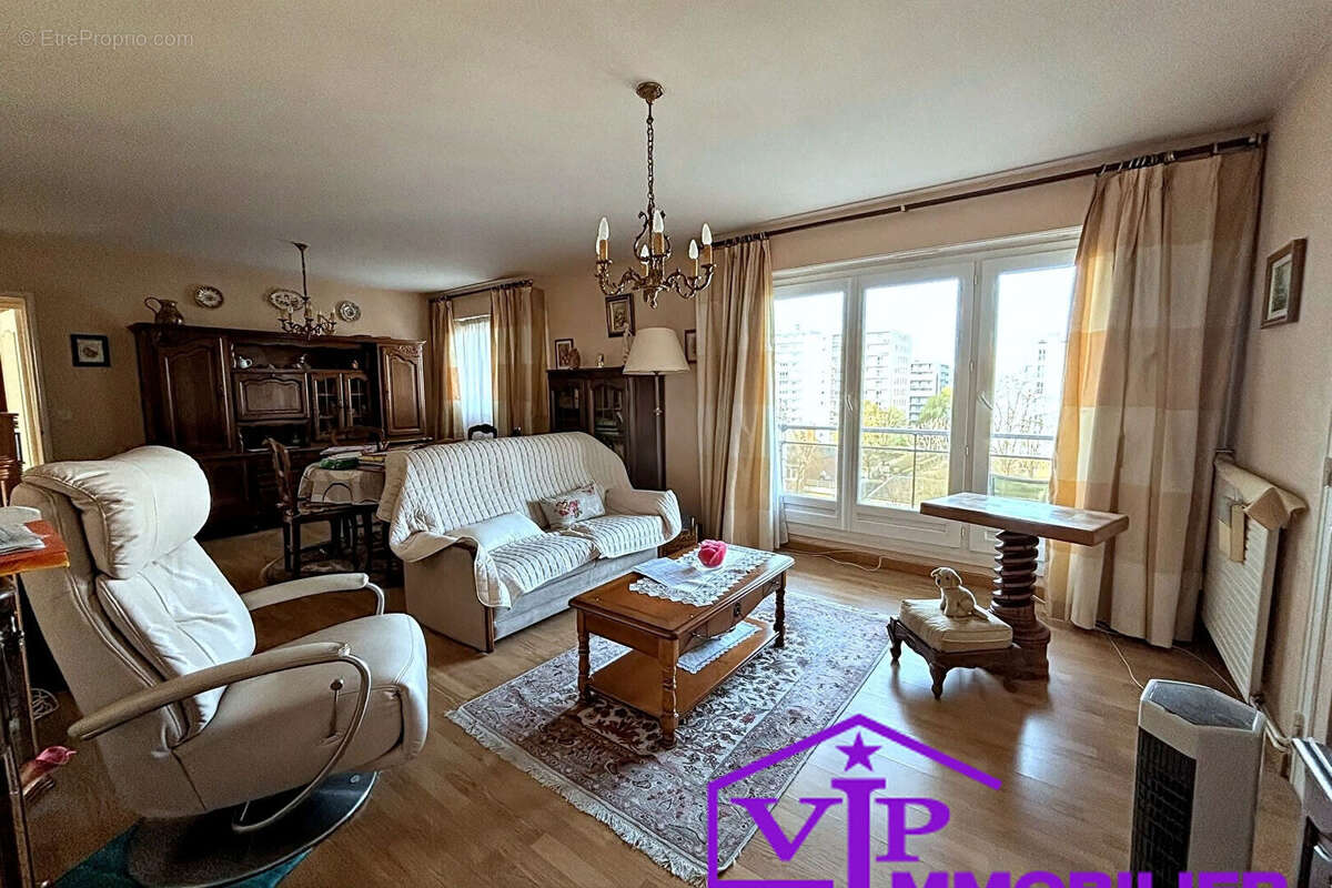 Appartement à SOTTEVILLE-LES-ROUEN