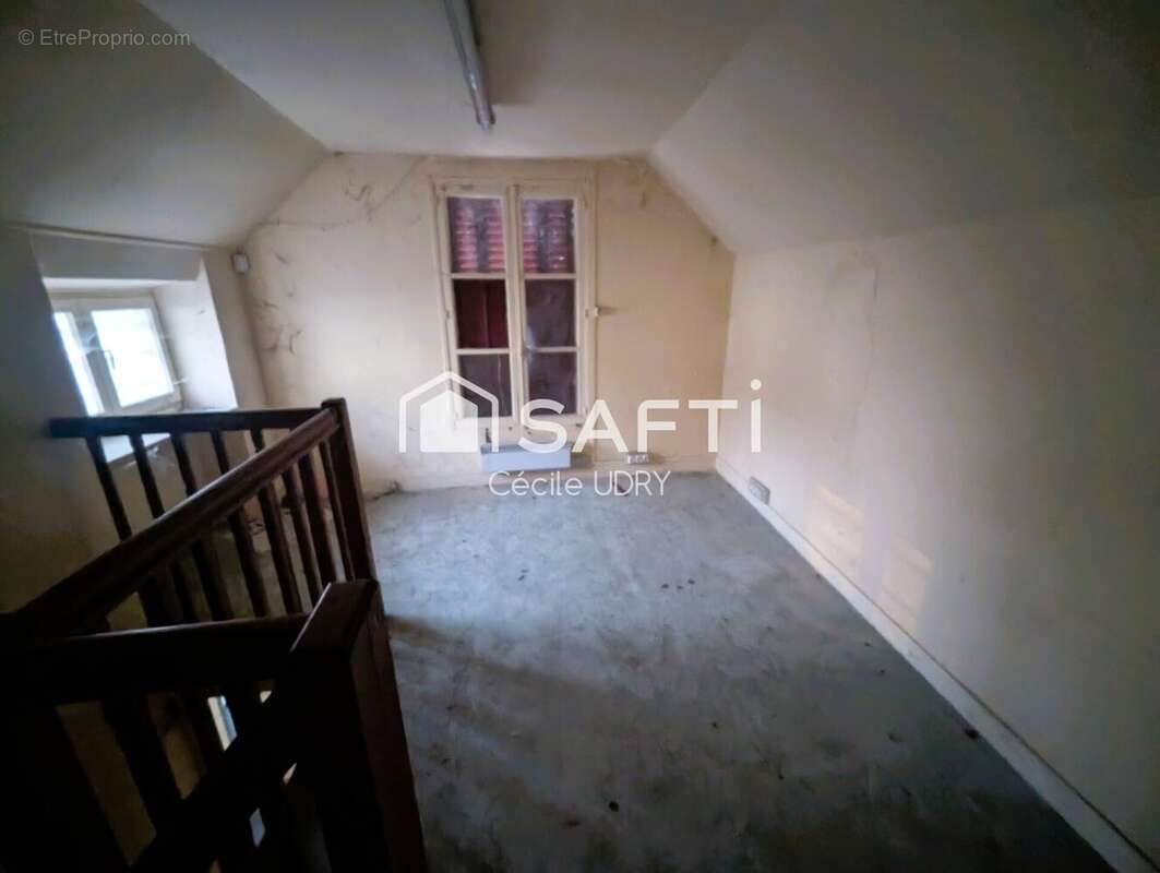 Photo 4 - Maison à TRUYES