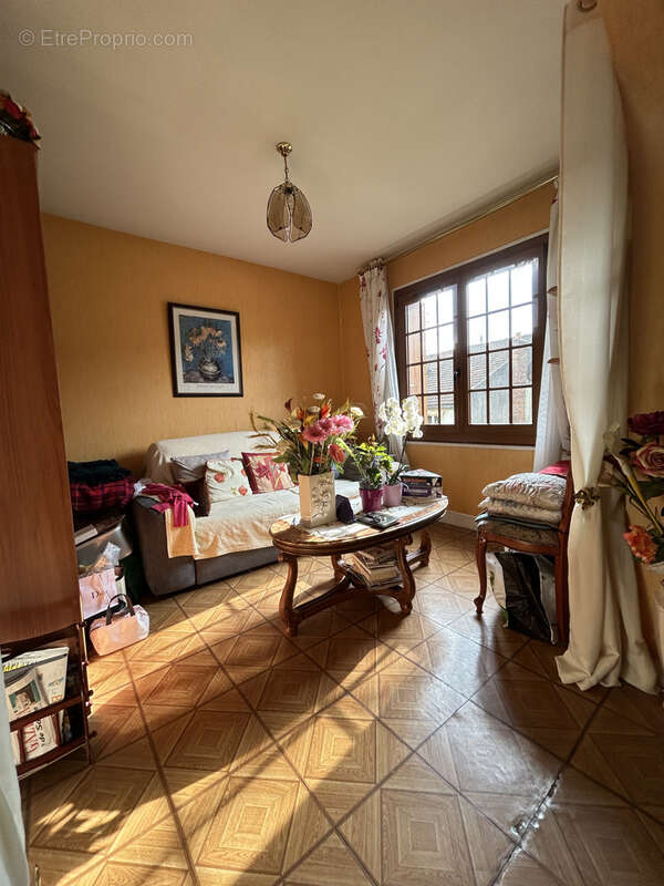 Appartement à BURES-SUR-YVETTE