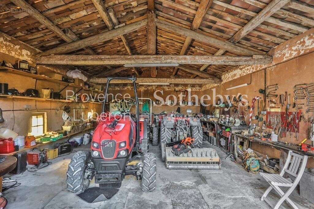 Maison à SAINT-SATURNIN-LES-APT