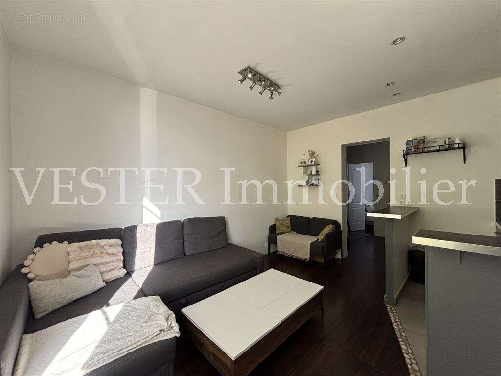 Appartement à LE PERREUX-SUR-MARNE