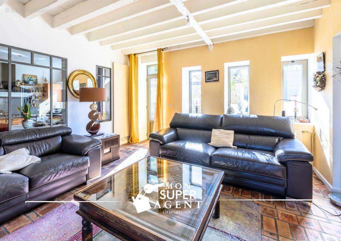 Maison à DAMMARIE-LES-LYS