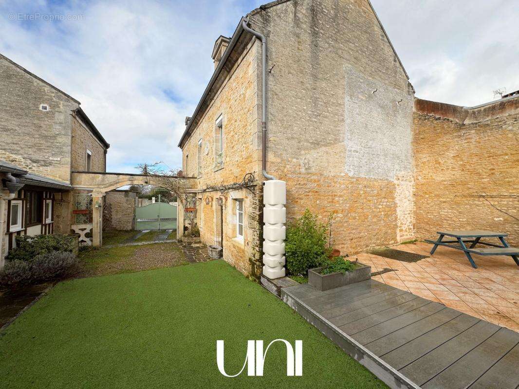 Maison à LUC-SUR-MER