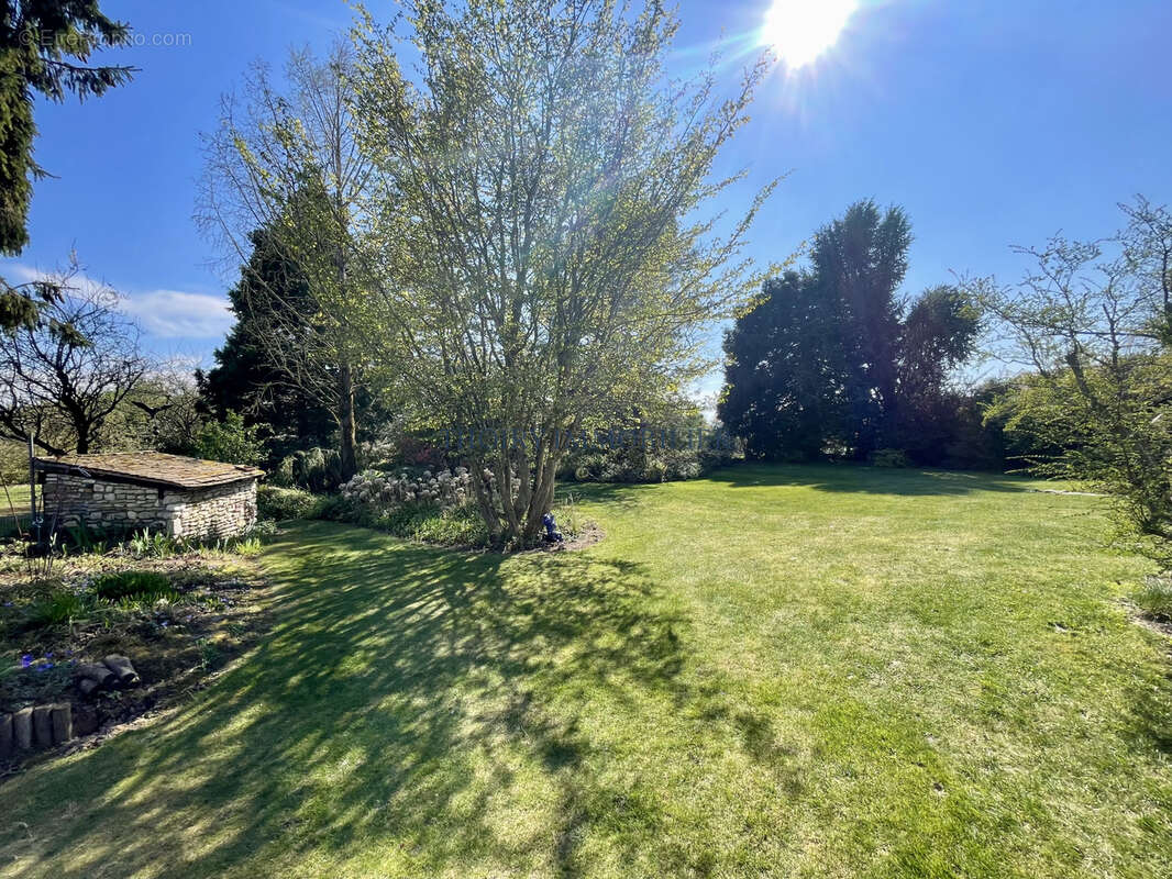 Maison à MONTFORT-L&#039;AMAURY